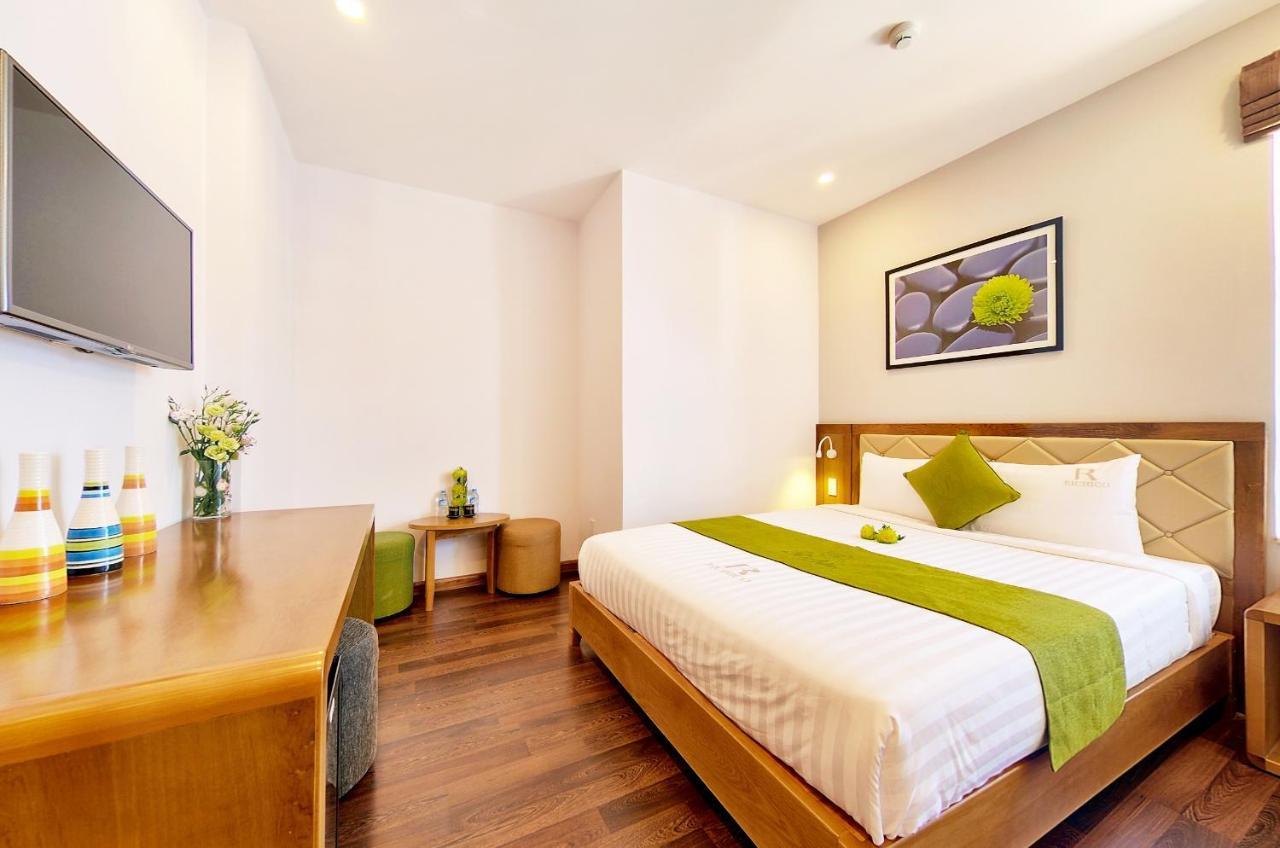 Hang Grand Danang Beach Exterior photo